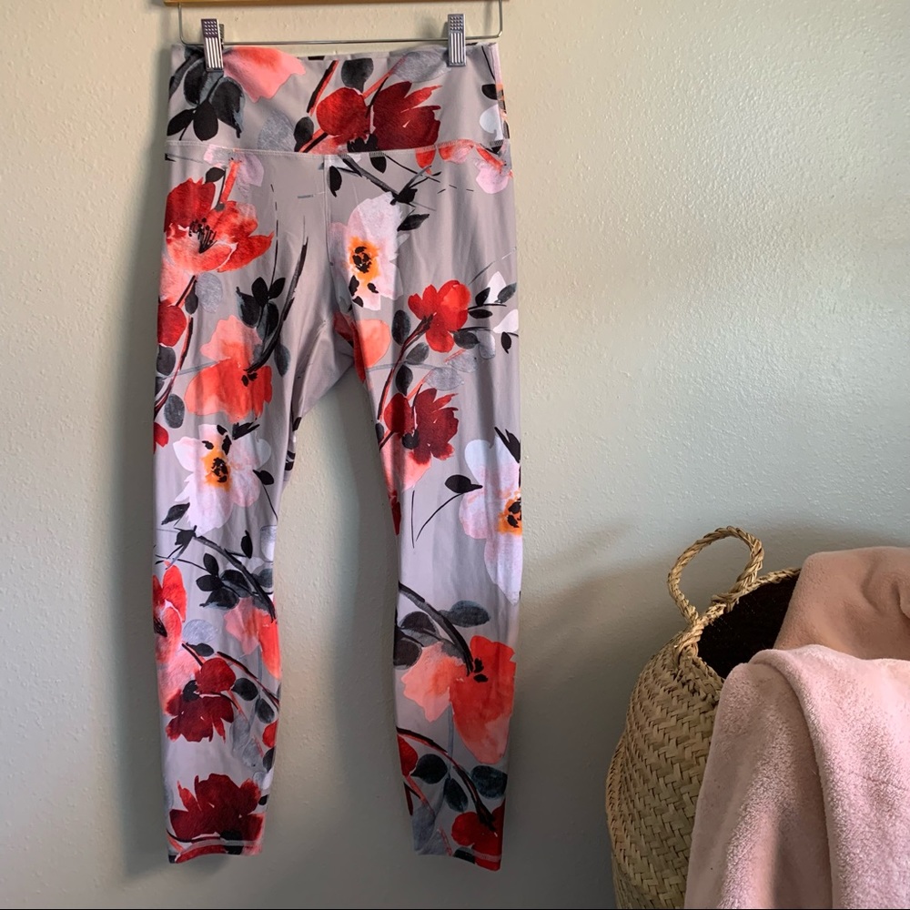Fabletics | Mid Rise Prjnted Powerhold Legging